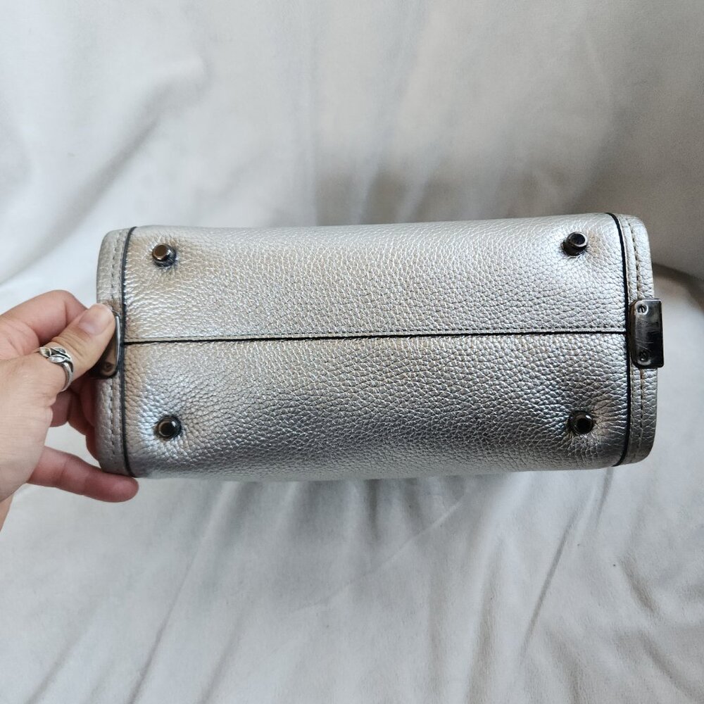 Coach Swagger 27 Pebble Leather Style w/o Strap in Silver - Style 34816 - Picture 5 of 16